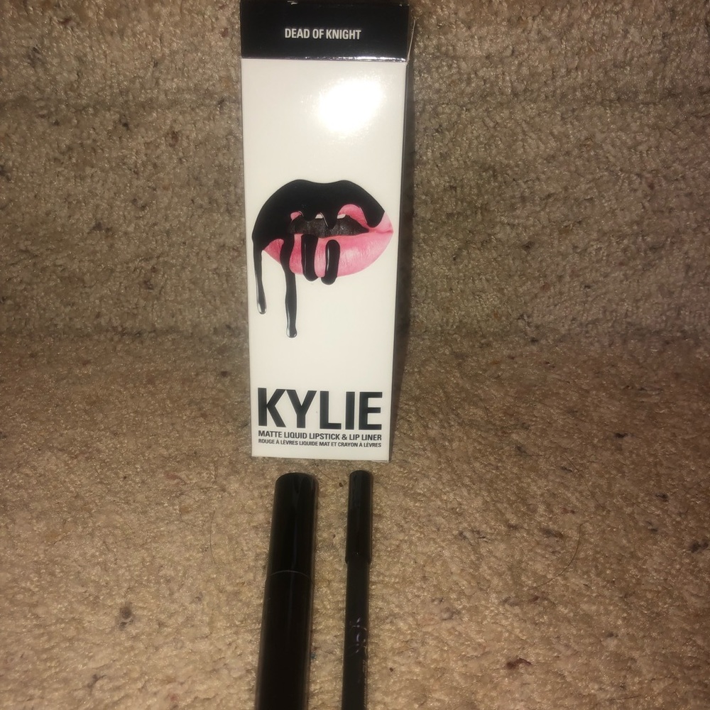 Kylie Matte Dead of Night (NWT) Duo